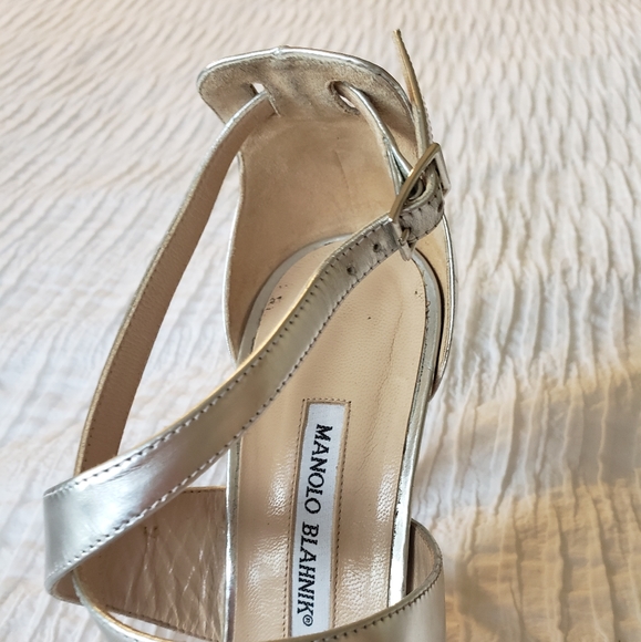 Manolo Blahnik silver strappy heel - Picture 5 of 7